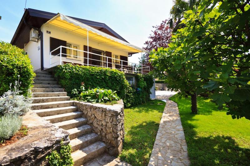 Vacation house Luka - image 9