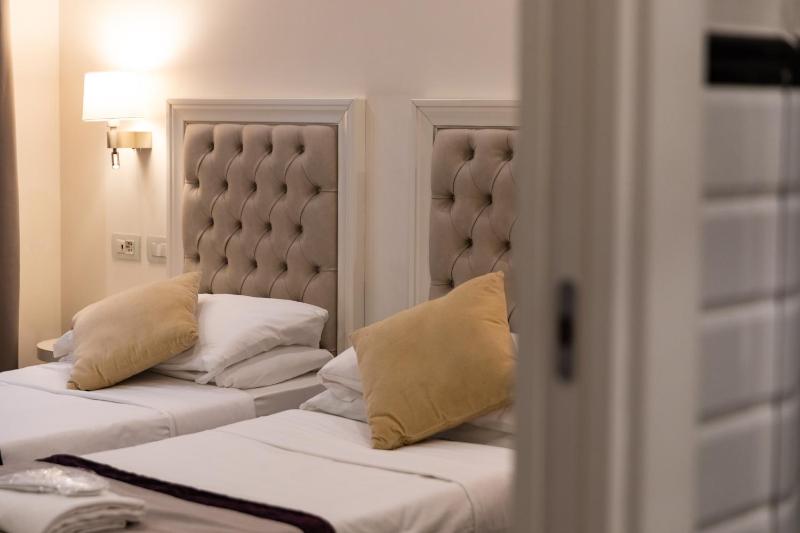 Double or Twin Room with Terrace image 4