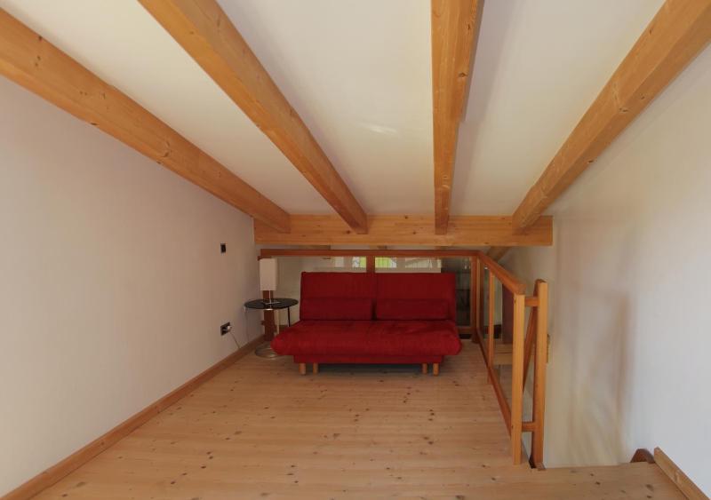Suite with Balcony - Split Level image 4