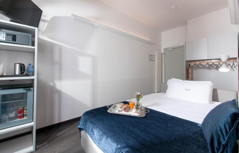 Superior Single Room