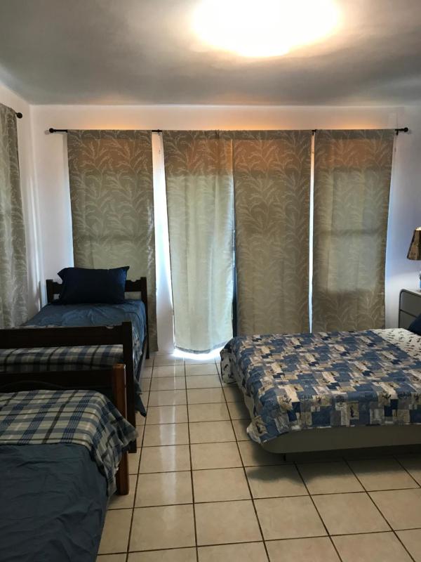 Premium Quadruple Room image 3