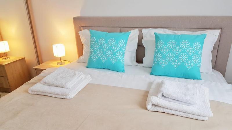 Sunrise apartment - Central 2 Bedrooms & free parking - image 16