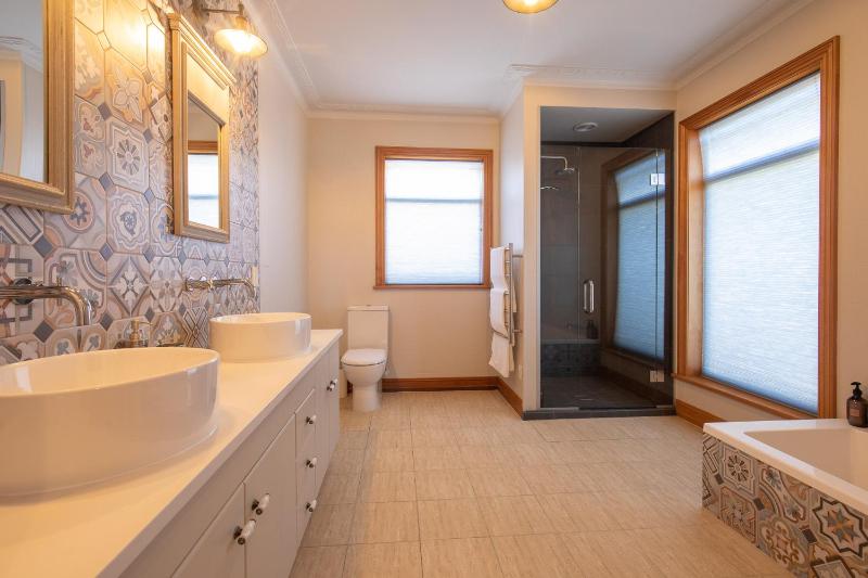 The Manor by Sotheby's Luxury Rental Homes - image 22