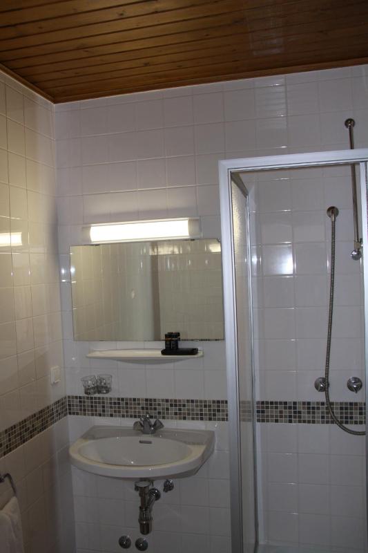 Double Room image 3
