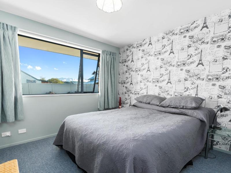 Mount Iron Magic - Wanaka Holiday Home - image 18
