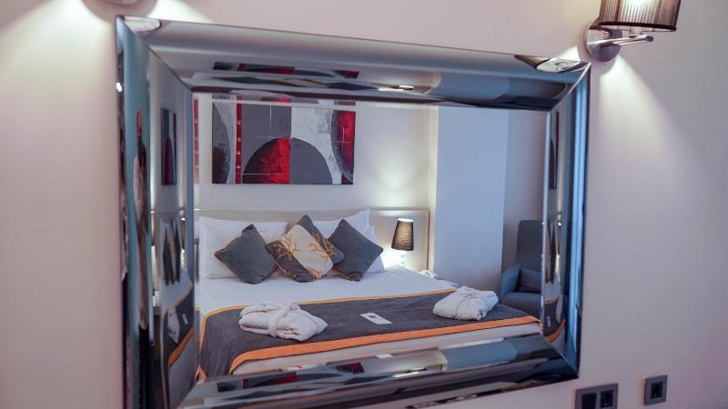 Suite image 4
