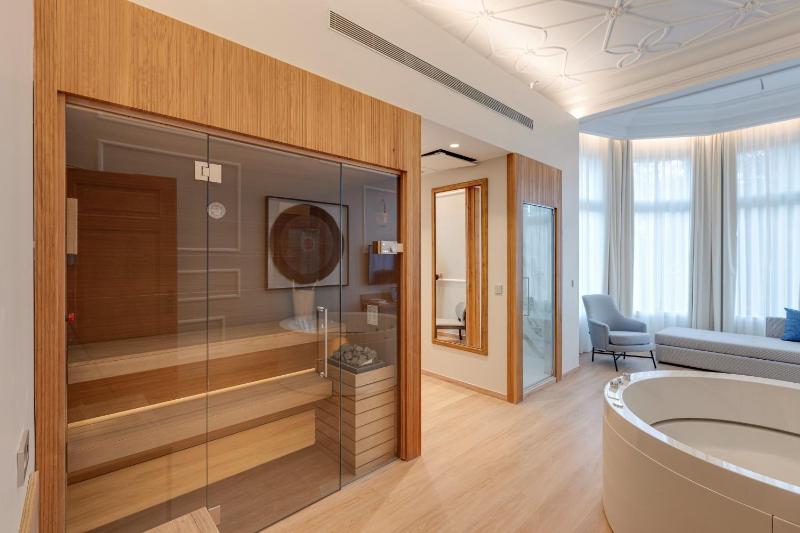 Suite Mirlo with Hammam, Hydromassage Bathtub and Sauna image 2