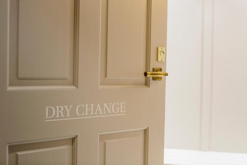 Merchants Manor Spa - image 21