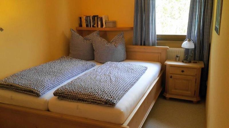 Three-Bedroom House image 2