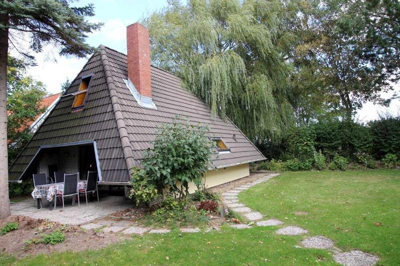 Two-Bedroom House image 2
