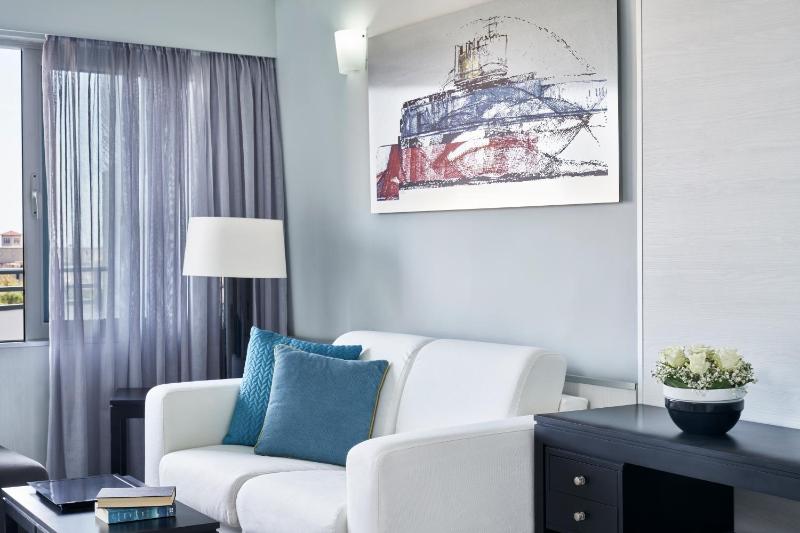 Superior Suite with Sea View image 1