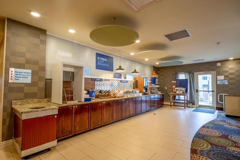 Holiday Inn Express Hotel & Suites Pittsburgh Airport By IHG - image 16
