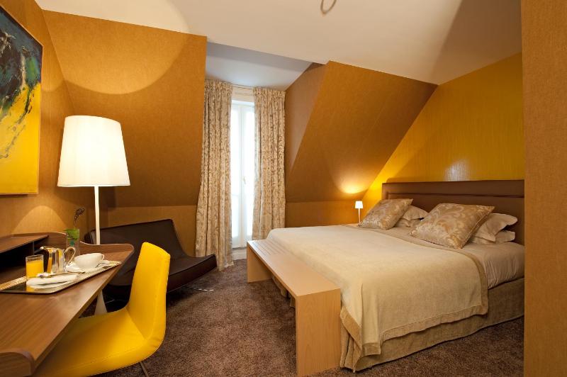 Superior Double or Twin Room image 1