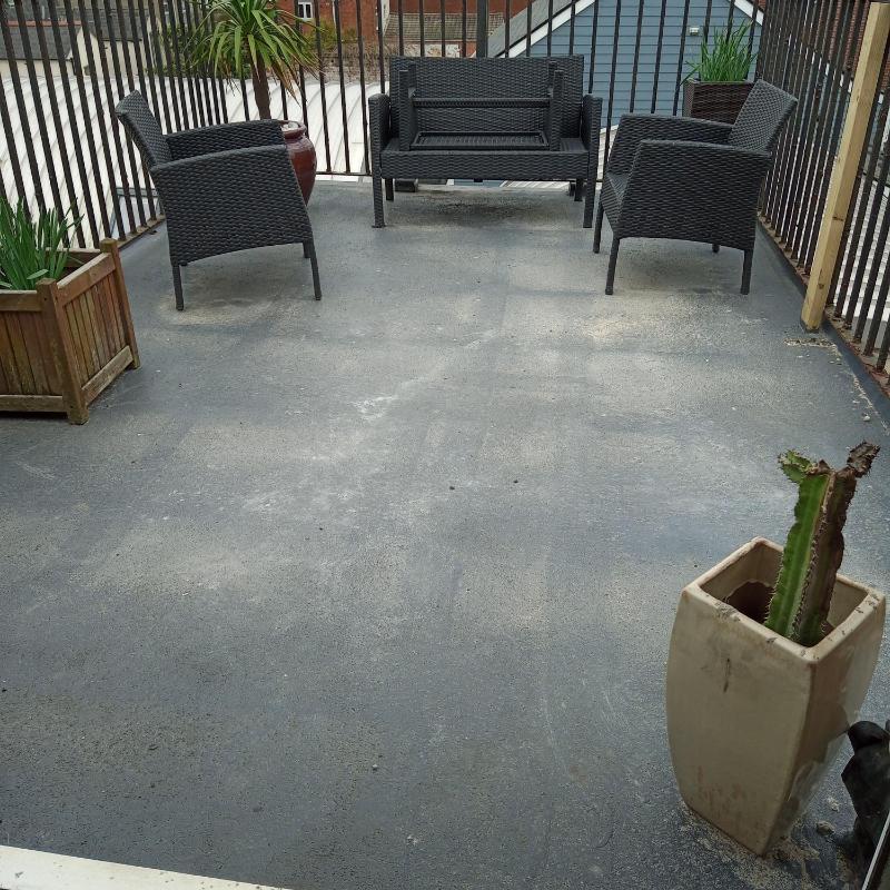 Apartment with Terrace image 2