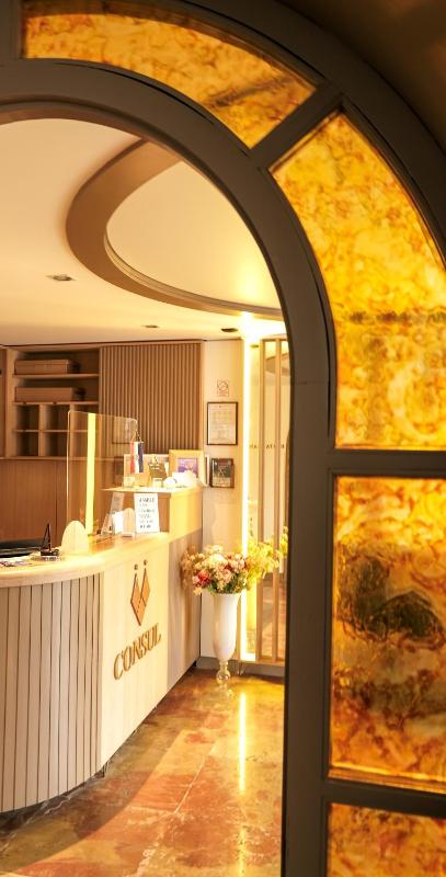 Hotel Consul - image 14