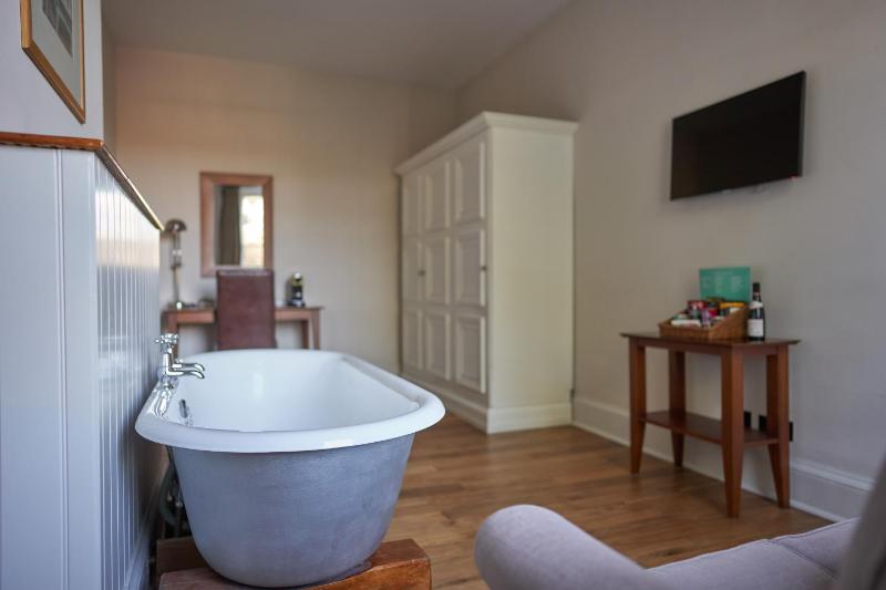 Junior Suite image 2
