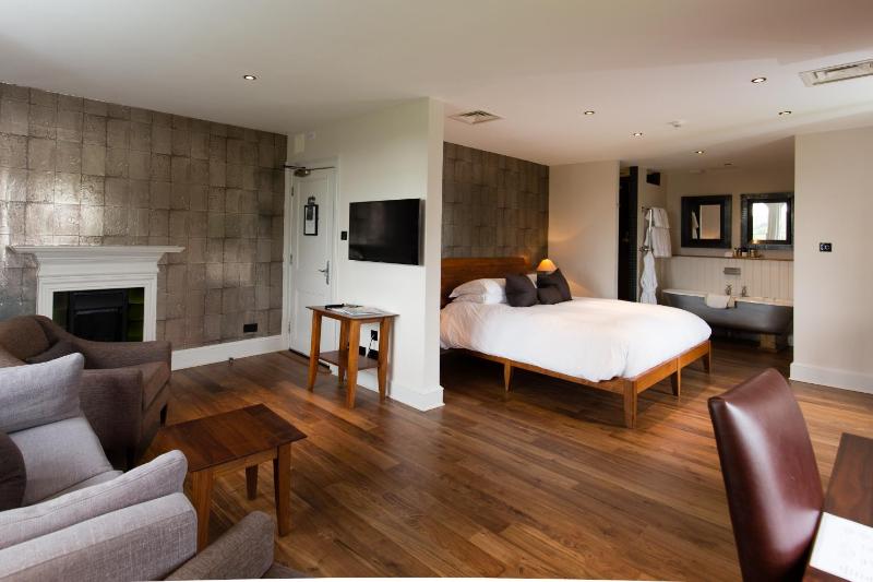 Suite image 3