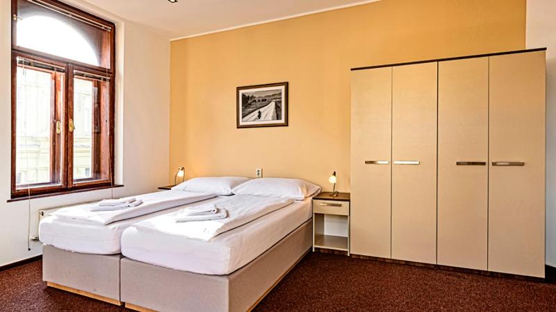 Superior Double or Twin Room image 4