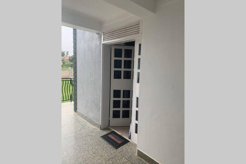 Fortune Apartments F4 Lungujja Makamba Rd - image 2