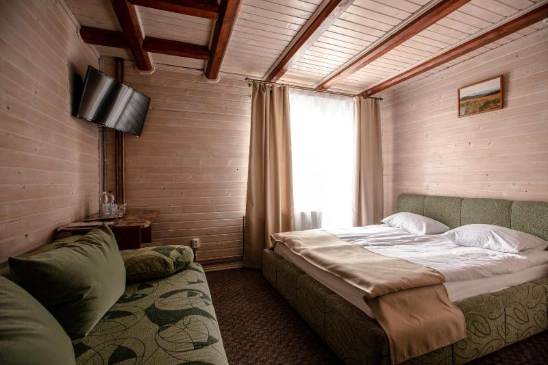 Junior Suite with Balcony image 3