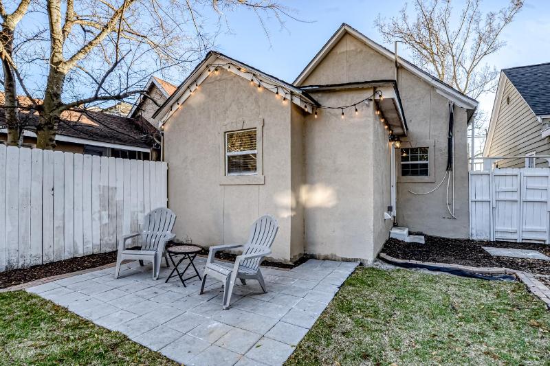 Two Bedroom House image 3