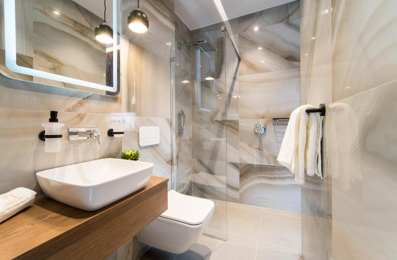 Standard Single Room image 3