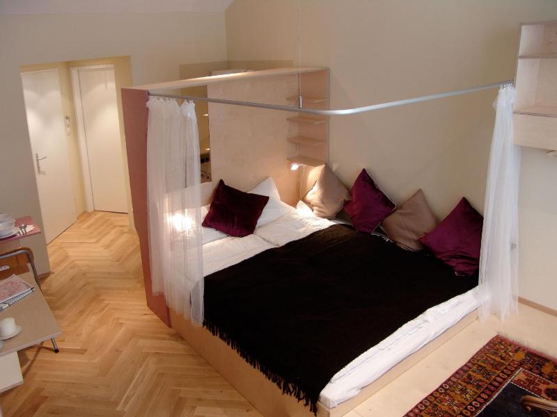 WANZ'inn Design Appartements - image 2
