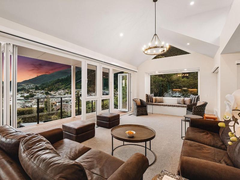 Stonehill Villa - 5 Bed - image 19