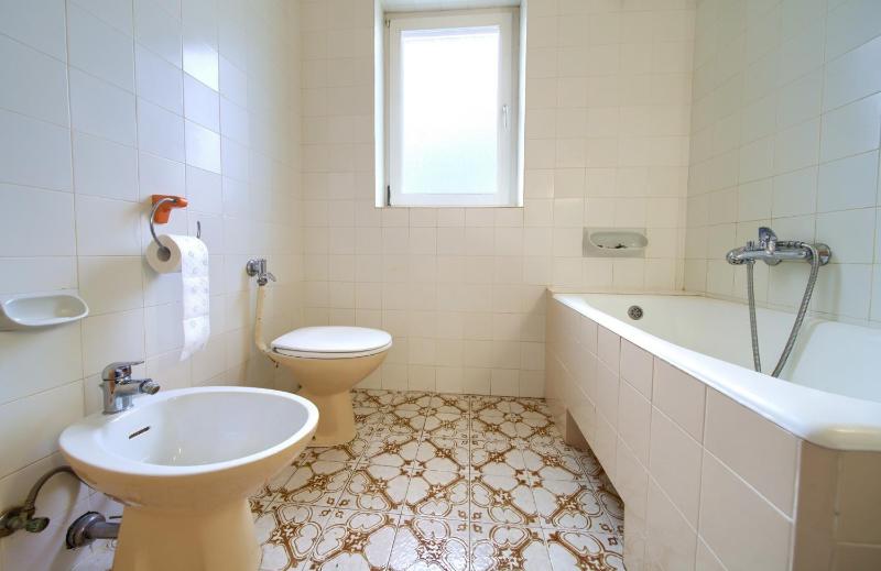 Apartment image 4