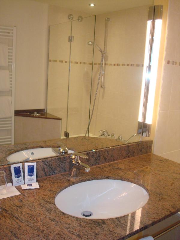 Superior Double Room Mediterranean image 4