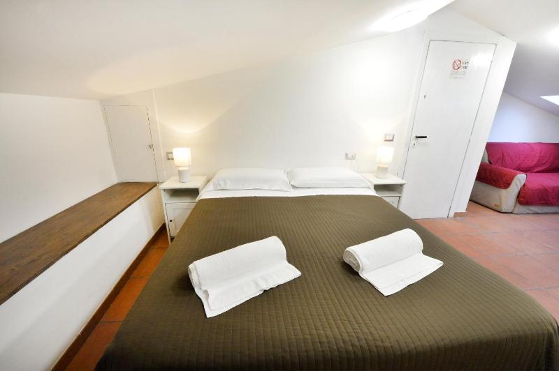 Perugia Apartments - image 7