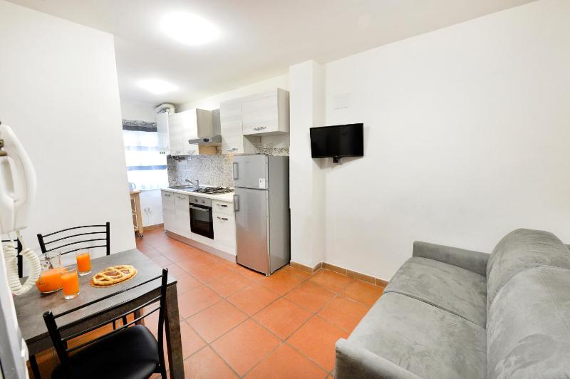 Perugia Apartments - image 29