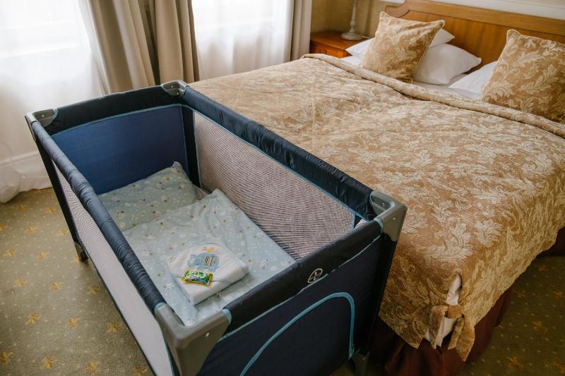 Superior Double or Twin Room image 4