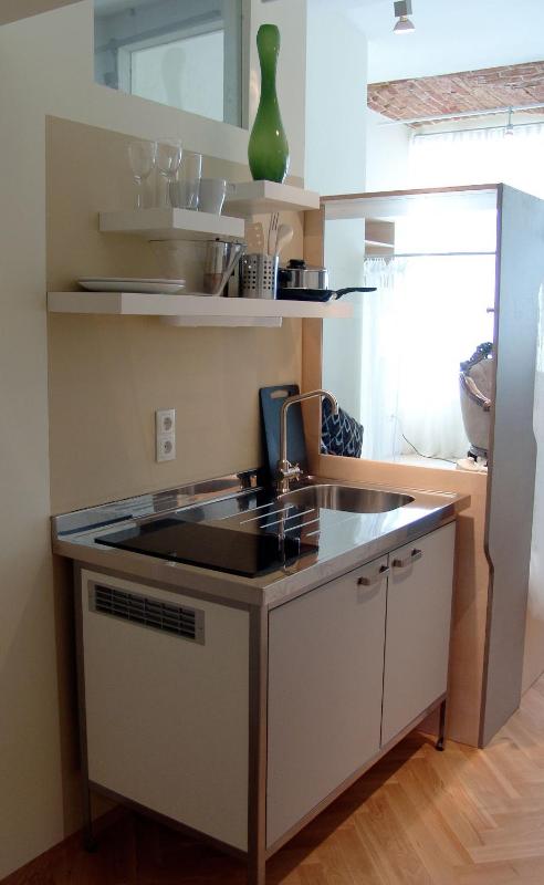 Studio Apartment image 3
