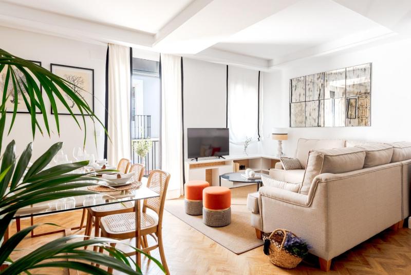 Superior Apartment image 2