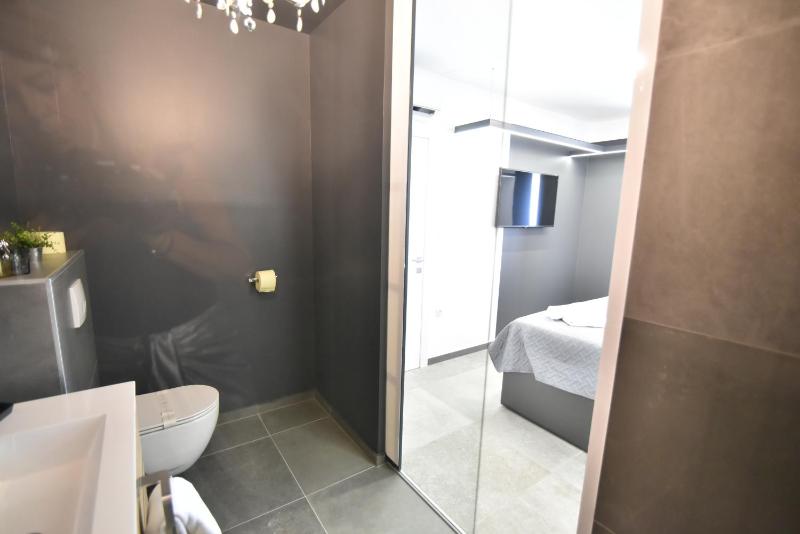 Superior Double Room image 3