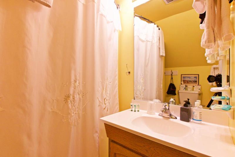 King Room image 2