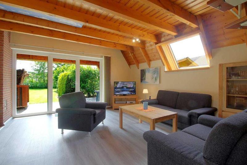Two-Bedroom House image 1