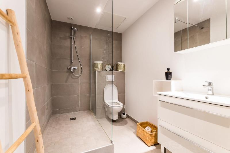 POP KEYWEEK Apt 3 bedrooms with terrace & parking Biarritz city center - image 30
