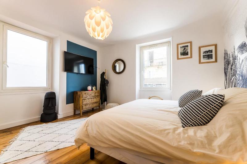 POP KEYWEEK Apt 3 bedrooms with terrace & parking Biarritz city center - image 39