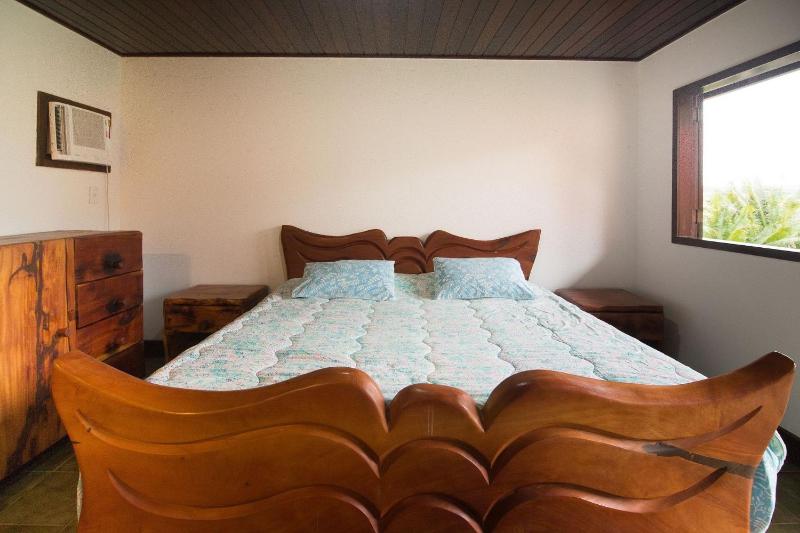 Mansão Frente à Praia da Ferradura com Sete Suítes - image 8