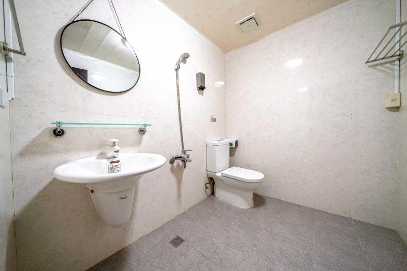 Park Oasis Tainan Villa - image 15