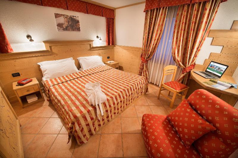 Hotel Bucaneve - image 14