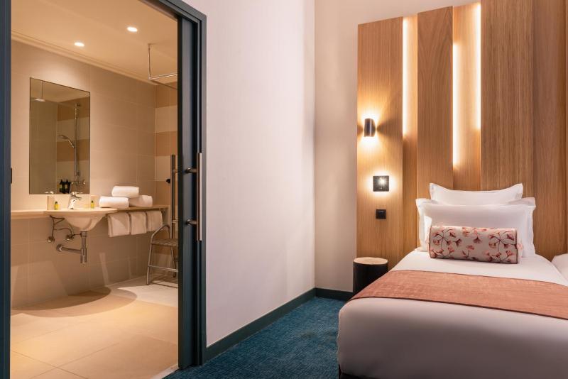 Junior Suite Double image 4