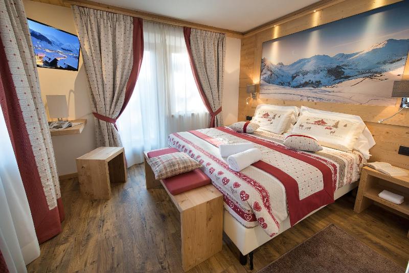 Hotel Bucaneve - image 33