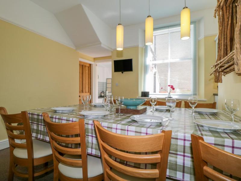 Sefton House - image 14