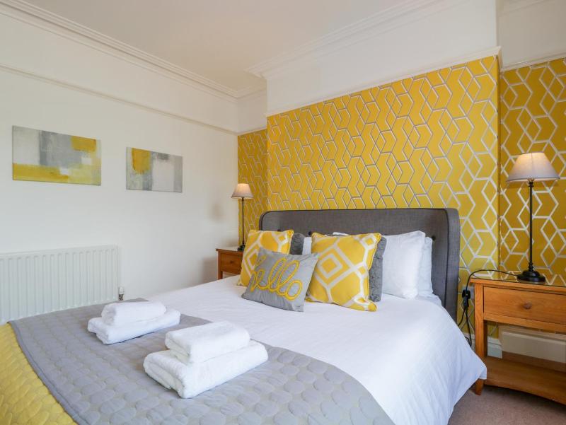 Sefton House - image 11
