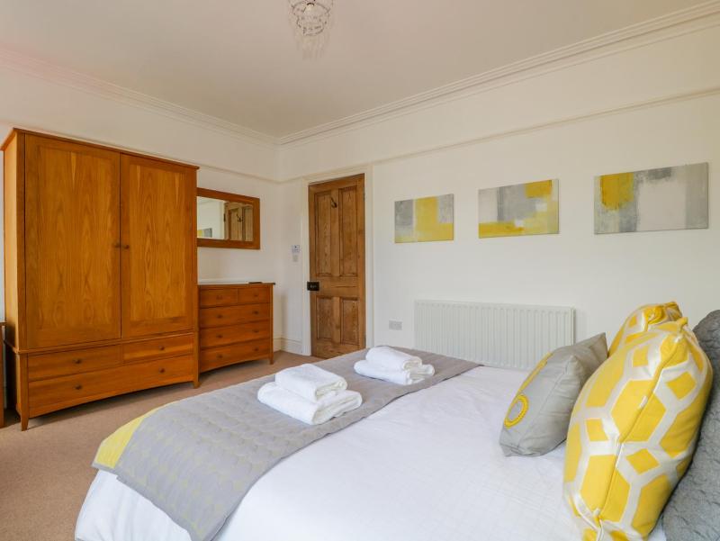 Sefton House - image 17