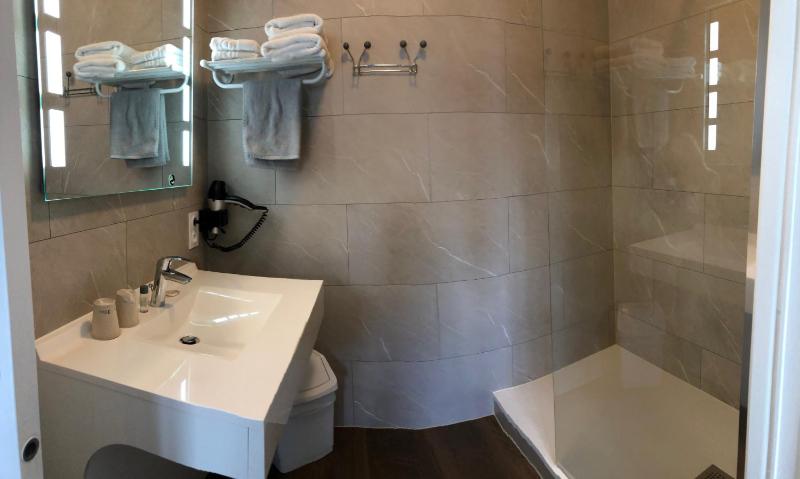 Cit'Hotel Atlantis - image 26