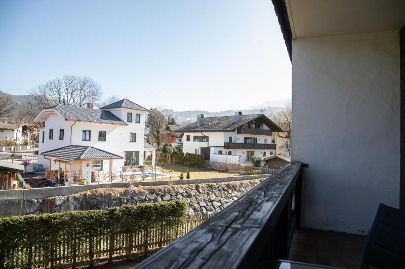 Apartment with Mountain View image 4